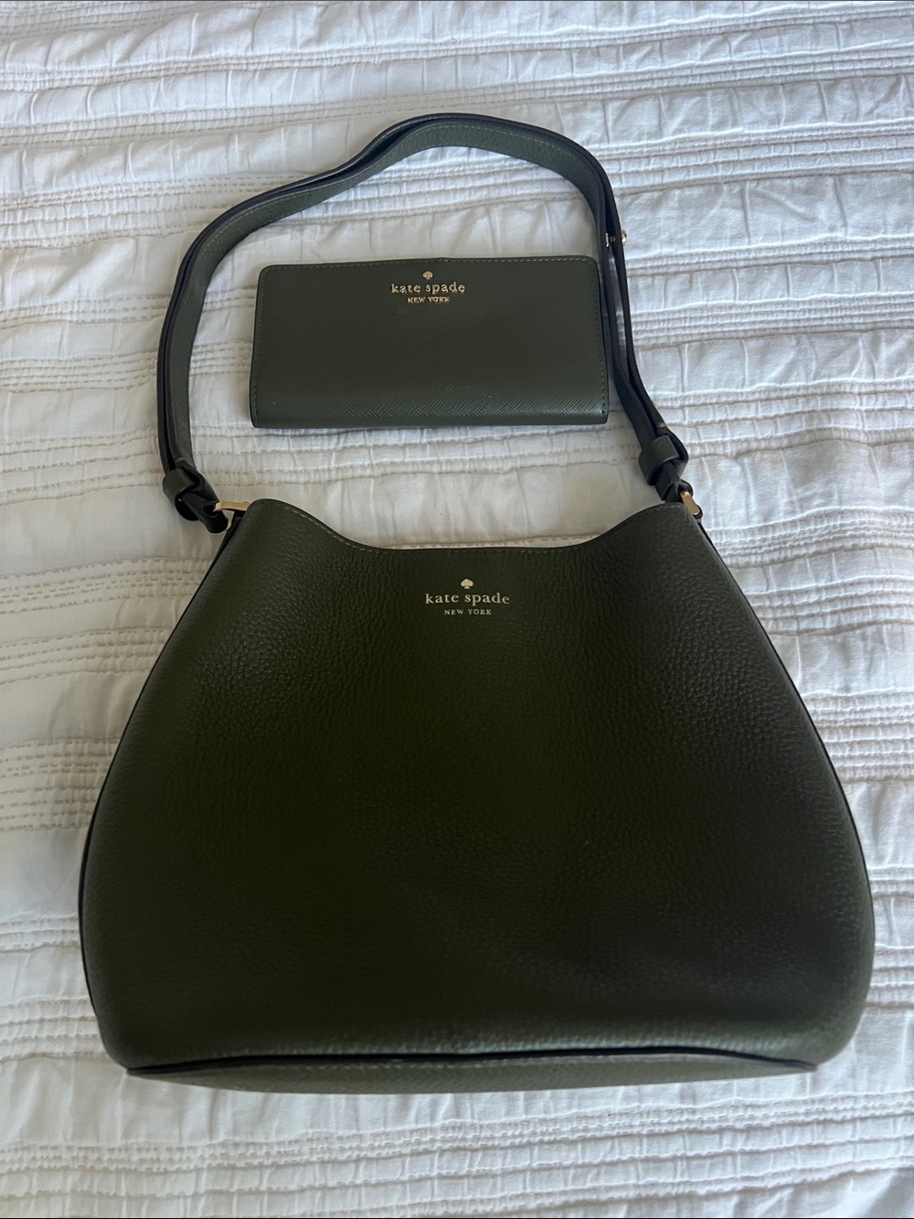 kate spade dark green pebble leather shoulder bag with matching wallet